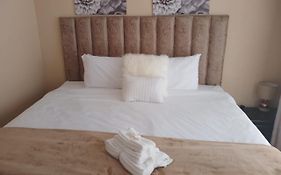 Elim Self Catering
